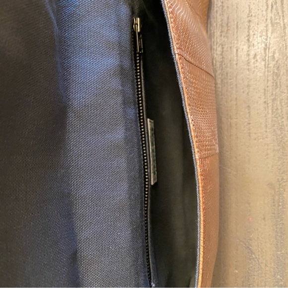 Beirn Womens Animal Print Striped Chained Strap Magnetic Clutch Handbag - Picture 5 of 9